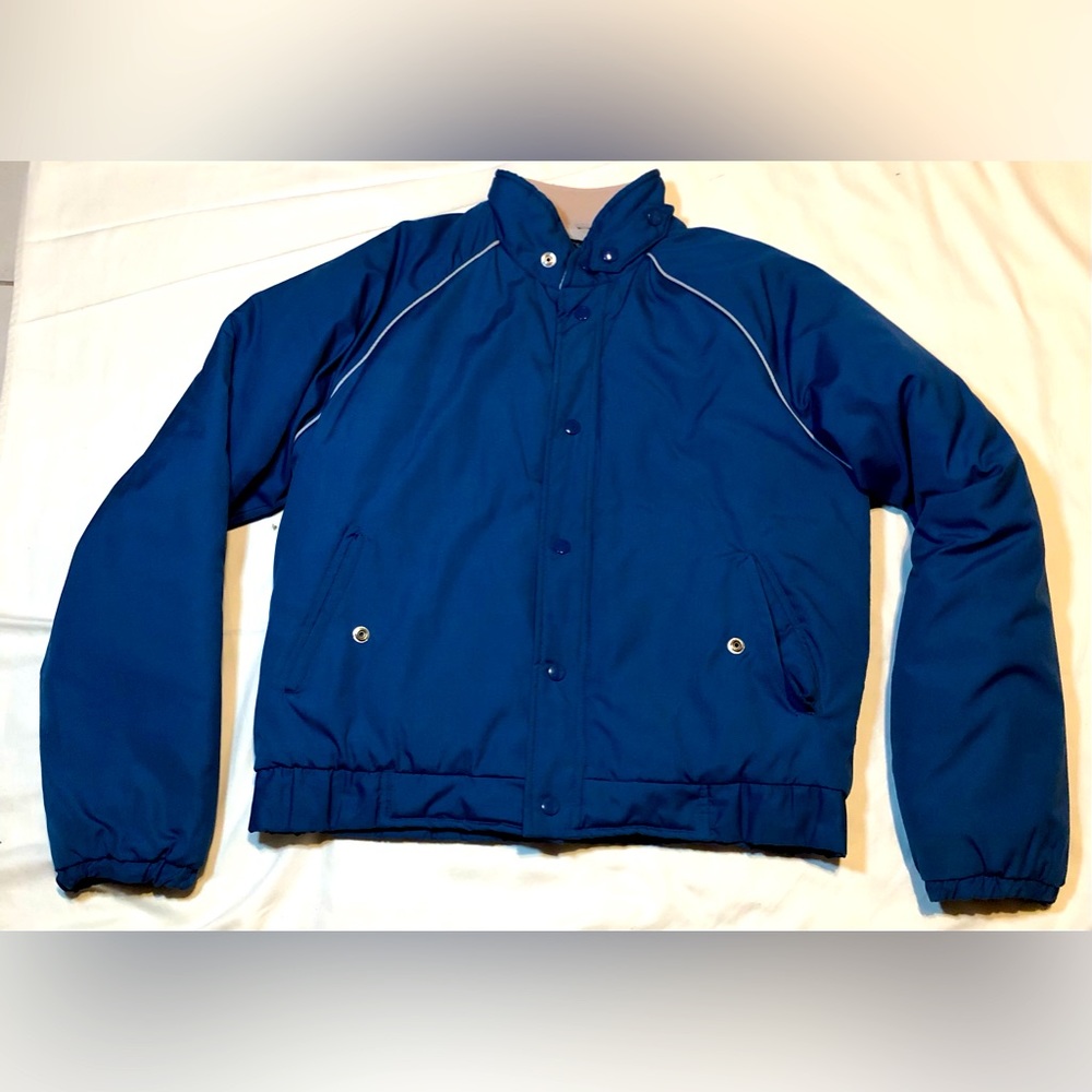 St. Moritz Vintage Warm Jacket Button And Zip Closure. Blue. Size 20